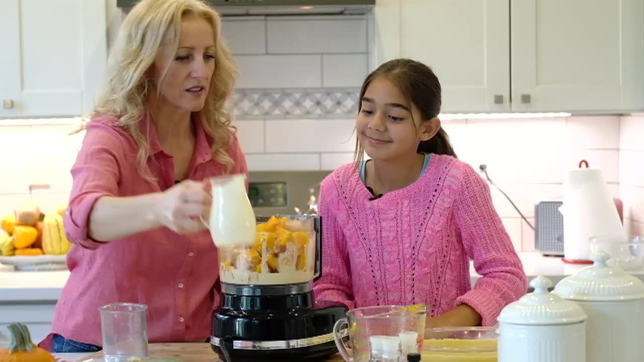 Cooking With Vlada: Pumpkin Pie
