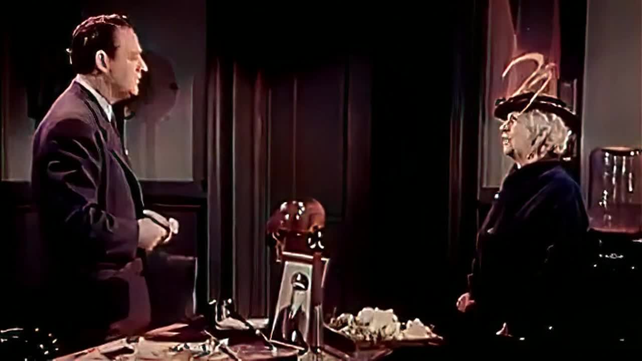 WeiRdNeSs Really Bad Movie: Behind Green Lights