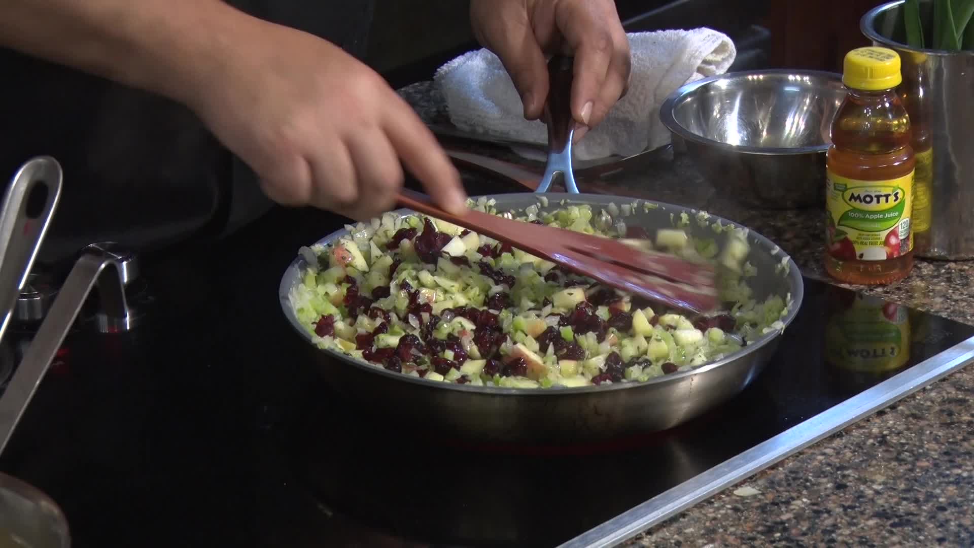 Hudson Cooks: Stuffing