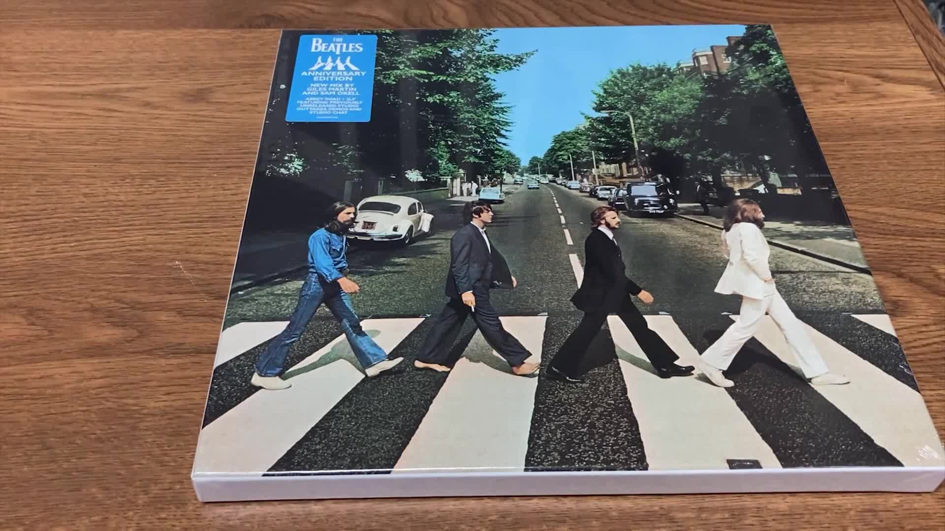 Up Late - Beatles vs. Rolling Stones